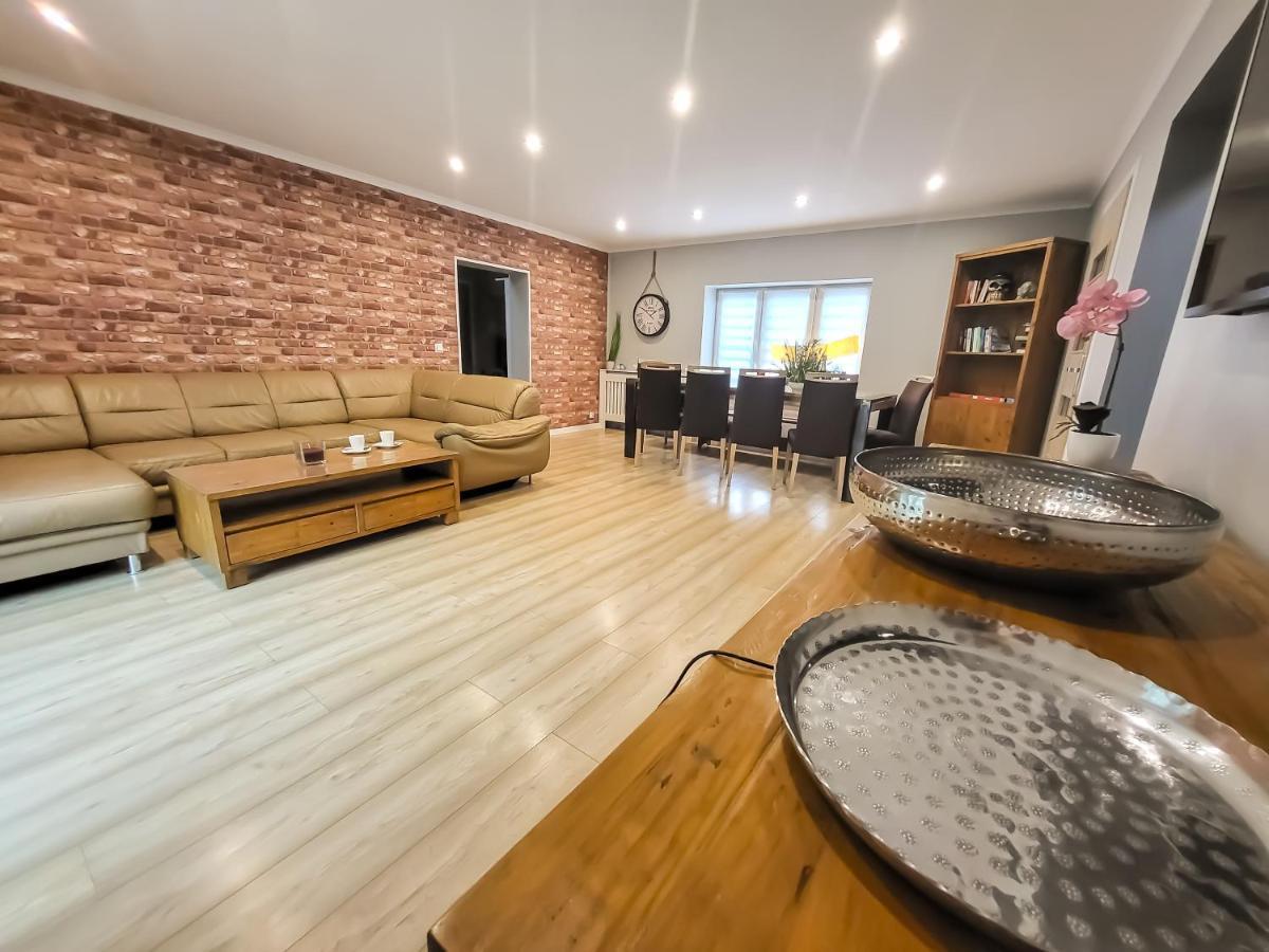 Holiday Home Vegas - House And Garten For Exclusive Use Колчево Экстерьер фото
